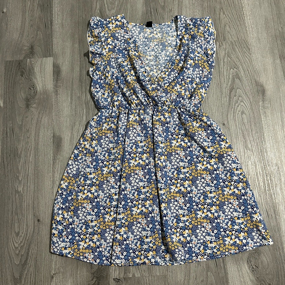 SHEIN Large V-Neck Ruffle Sleeve Dress - Blue & Yellow